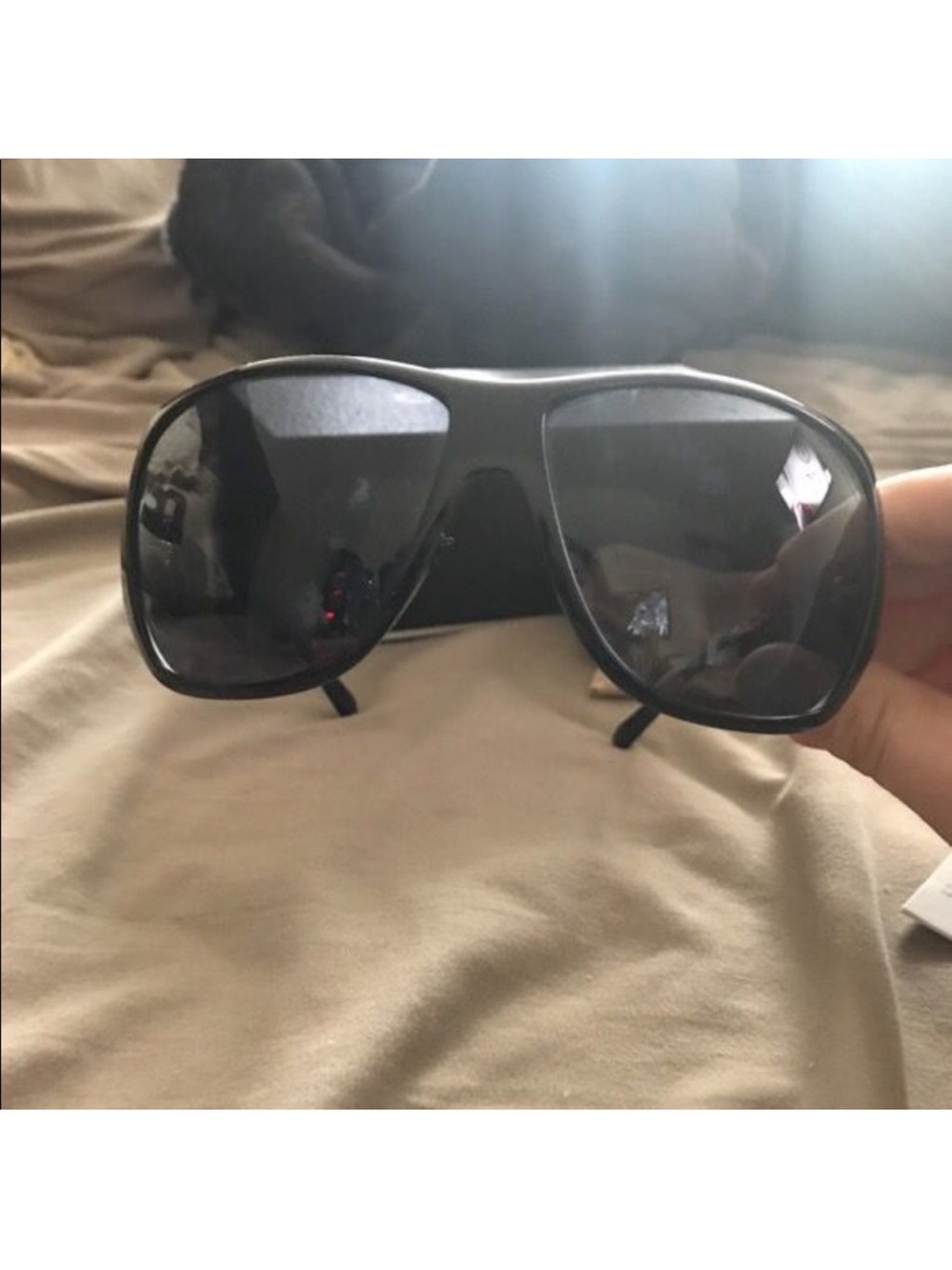 CHANEL Black Logo Sunglasses 2010 - Picture 4 of 4